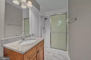 1077 Spring Hill Rd, McLean, VA 22102 - Photo 43