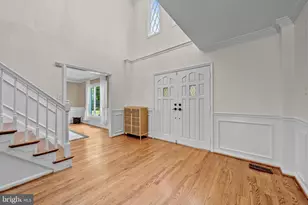 1077 Spring Hill Rd, McLean, VA 22102 - Photo 5