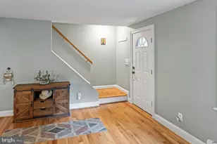 7312 Poplar Ct, Falls Church, VA 22042 - Photo 9