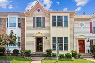 5250 Stoney Branch Ct, Centreville, VA 20120 - Photo 3