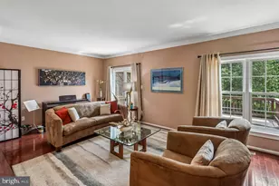 5250 Stoney Branch Ct, Centreville, VA 20120 - Photo 11