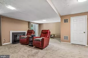 5250 Stoney Branch Ct, Centreville, VA 20120 - Photo 25