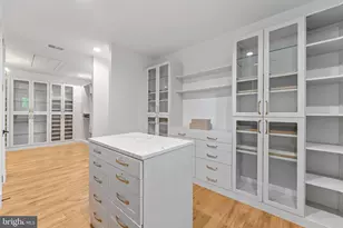 608 Walker Rd, Great Falls, VA 22066 - Photo 51