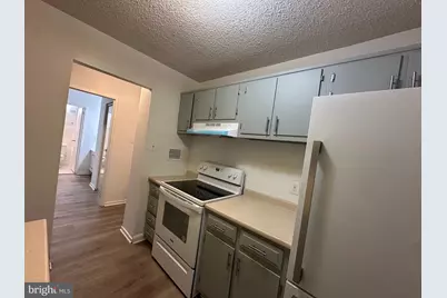 2311 Pimmit Drive #911 E, Falls Church, VA 22043 - Photo 5