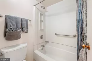 5901 Mt Eagle Dr, Alexandria, VA 22303 - Photo 23