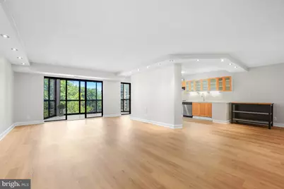 5904 Mount Eagle Drive #601, Alexandria, VA 22303 - Photo 5