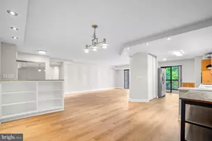 5904 Mt Eagle Dr, Alexandria, VA 22303 - Photo 1