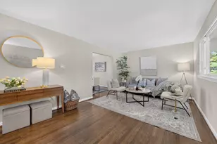 5502 Kings Park Dr, Springfield, VA 22151 - Photo 3