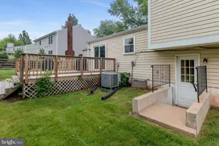 13626 Old Dairy Rd, Herndon, VA 20171 - Photo 9
