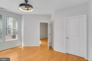 2655 Prosperity Ave, Fairfax, VA 22031 - Photo 17