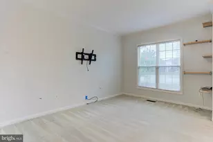 2504 Logan Wood Dr, Herndon, VA 20171 - Photo 19