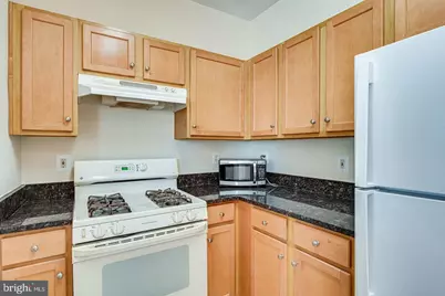 5115 Travis Edward Way #G, Centreville, VA 20120 - Photo 3