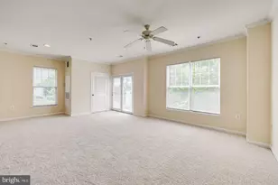 5115 Travis Edward Way, Centreville, VA 20120 - Photo 7