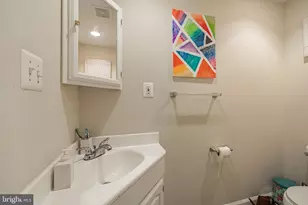6700 Jenny Leigh Ct, Centreville, VA 20121 - Photo 27