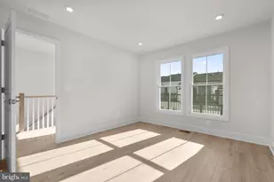 2 Aviation Pl, Herndon, VA 20171 - Photo 19