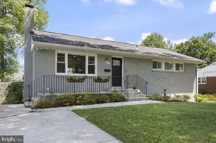 8114 Drayton Ln, Springfield, VA 22151 - Photo 1