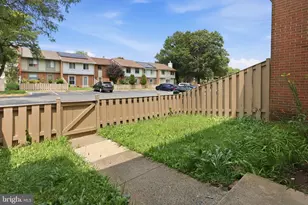 1211 Springtide Pl, Herndon, VA 20170 - Photo 5
