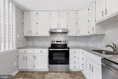 1211 Springtide Place, Herndon, VA 20170 - Photo 9