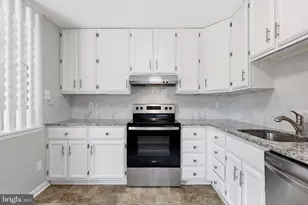 1211 Springtide Pl, Herndon, VA 20170 - Photo 9