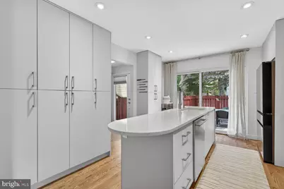 11131 Saffold Way, Reston, VA 20190 - Photo 3