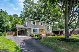 8709 Waterford Rd, Alexandria, VA 22308 - Photo 3