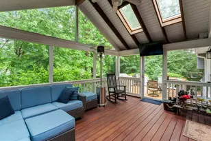 610 Kearney Ct SW, Vienna, VA 22180 - Photo 7