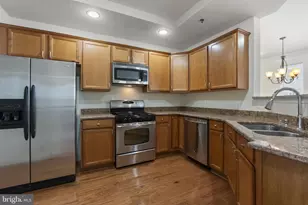 7134 Huntley Creek Pl, Alexandria, VA 22306 - Photo 9