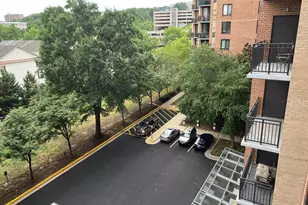 2451 Midtown Ave, Alexandria, VA 22303 - Photo 19