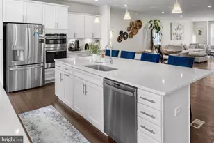 3806 Rainier Dr, Fairfax, VA 22033 - Photo 15