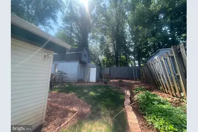 7225 Pine Drive, Annandale, VA 22003 - Photo 7