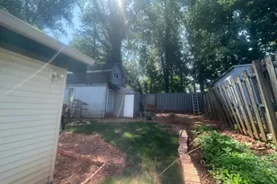 7225 Pine Dr, Annandale, VA 22003 - Photo 7