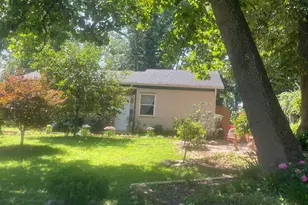 7225 Pine Dr, Annandale, VA 22003 - Photo 21