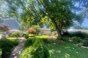 7225 Pine Dr, Annandale, VA 22003 - Photo 33
