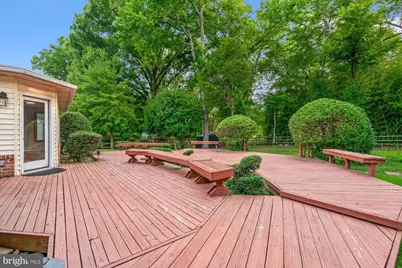 8403 W Boulevard Drive, Alexandria, VA 22308 - Photo 9