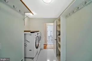 1914 Contralto Ct, Vienna, VA 22182 - Photo 27