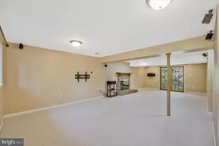 1914 Contralto Ct, Vienna, VA 22182 - Photo 45