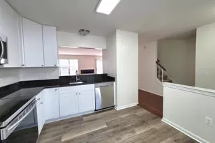 13689 Wildflower Ln, Clifton, VA 20124 - Photo 5