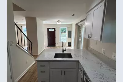 6001 Rabbit Court, Centreville, VA 20121 - Photo 5