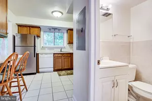 4771 Parkman Ct, Annandale, VA 22003 - Photo 9