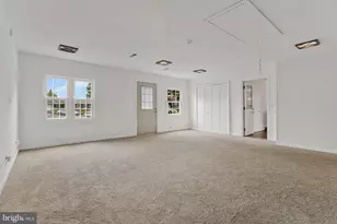12805 Melvue Ct, Fairfax, VA 22033 - Photo 21