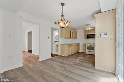 12805 Melvue Court, Fairfax, VA 22033 - Photo 9
