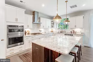 8934 Hubbard Way, Lorton, VA 22079 - Photo 15