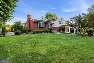 6824 Felix St, McLean, VA 22101 - Photo 1