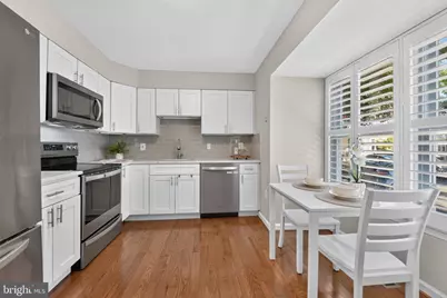 9696 Poindexter Court, Burke, VA 22015 - Photo 7
