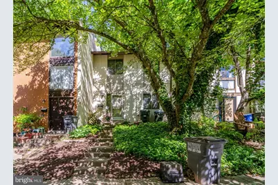 2455 Pyrenees Court, Reston, VA 20191 - Photo 3