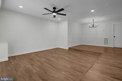 6372 Birch Leaf Court, Burke, VA 22015 - Photo 5