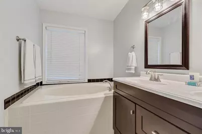 3956 Valley Ridge Drive, Fairfax, VA 22033 - Photo 17