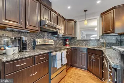 3956 Valley Ridge Drive, Fairfax, VA 22033 - Photo 7