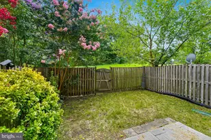 14605 Illuminati Way, Centreville, VA 20120 - Photo 29