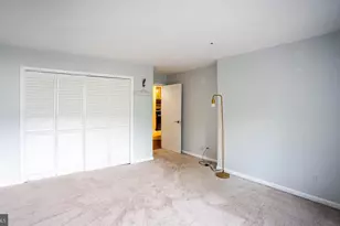 3176 Summit Square Dr, Oakton, VA 22124 - Photo 19